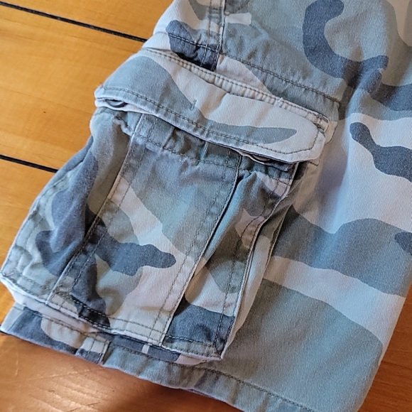 Canyon River Blue's Camo Pants - Picture 3 of 11